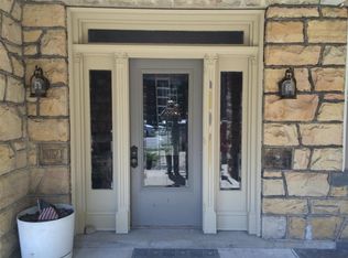 5821 Darlington Rd APT 4, Pittsburgh, PA 15217