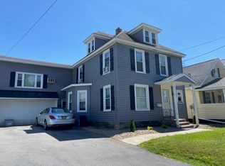 221 5th St #1, Schenectady, NY 12302