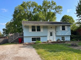 65 Smith St, Hesperia, MI 49421