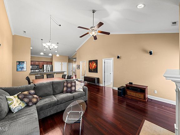 2nd image of 7004 Pemmbrooke Shire Ln