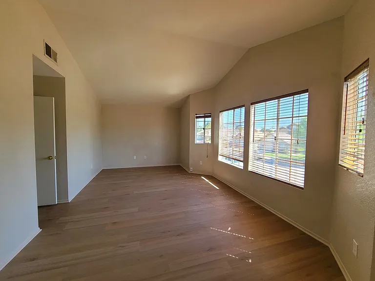 2476 Dublin Way — Photo 14