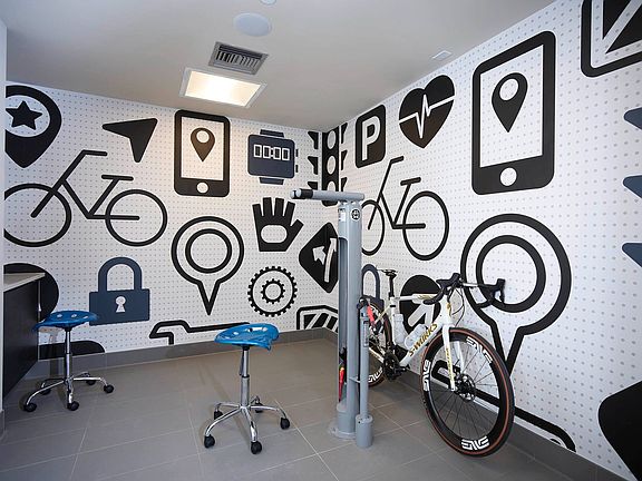 Aris Market Square Bike 2