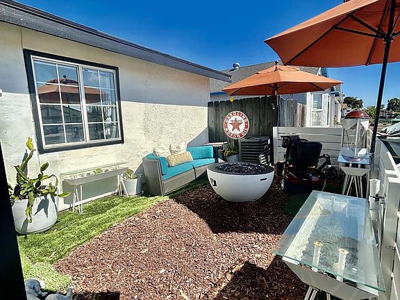 3rd image of 10979 Salinas Way