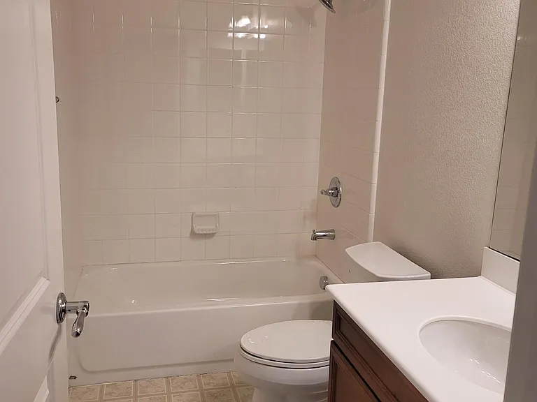 8586 Old Stonefield Chase — Photo 16