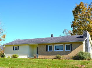 2796 Houfnaggle Rd, Lewisburg, WV 24901