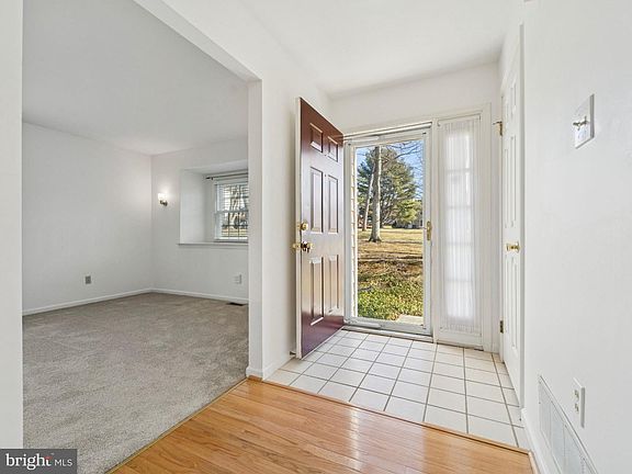 3rd image of 3405 Bridlewood Dr