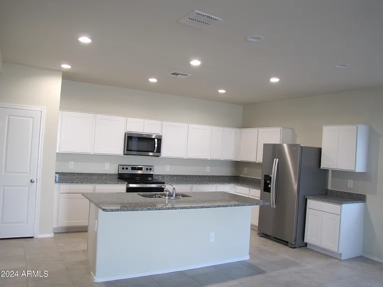 35622 W San Sisto Ave — Photo 3