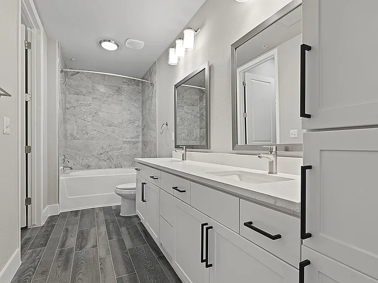 Briar Forest Lofts — Photo 22