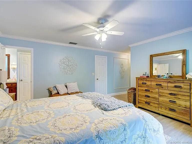 1446 Wyn Cove Dr — Photo 38