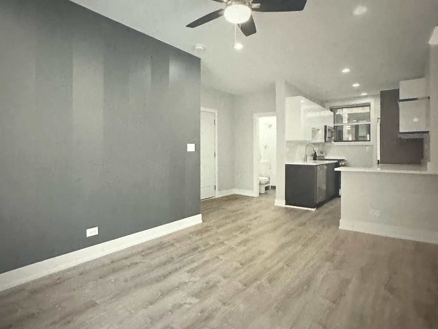 1 bed, 550 sqft, $1,750 — Photo 2