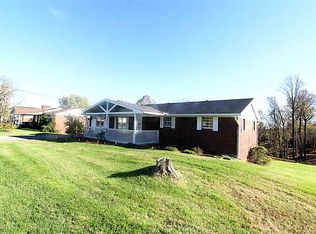 7412 Nekirk Rd, Ashland, KY 41102
