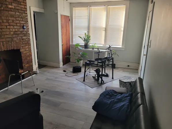 5214 5th Ave #3, Pittsburgh, PA 15232