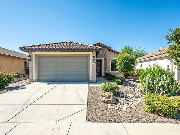 3rd image of 26271 W Quail Ave