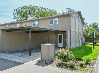 340 N Eagle Glen Ln, Eagle, ID 83616