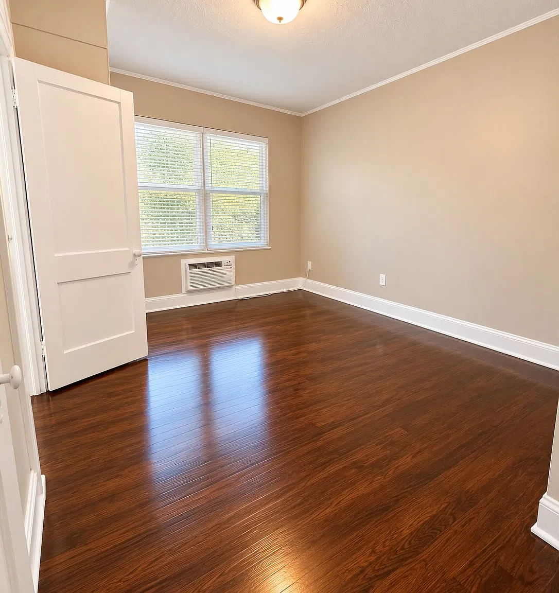1 bed, $1,975 — Photo 4