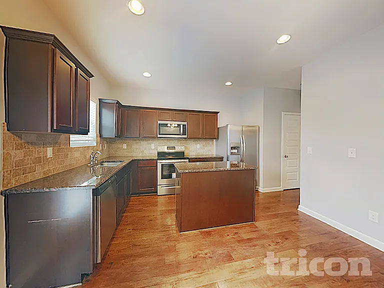 283 Pernell Dr — Photo 10