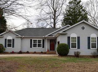 103 Whispering Pines Ct, Taylors, SC 29687