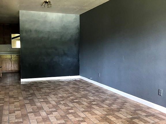 5th image of 1600 Morton St