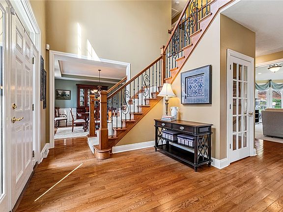 5th image of 102 Preserve Valley Dr