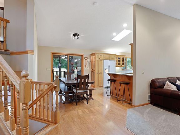 5th image of 11007 Zumbrota Ct NE