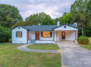 8000 Chapman St, Charlotte, NC 28216