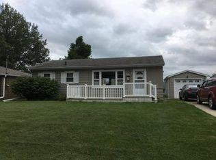 605 S 14th Ave W, Newton, IA 50208
