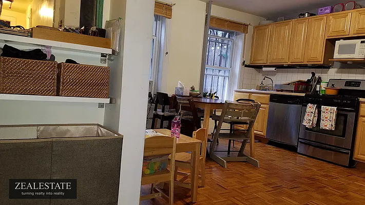 Rented by ZealEstate Group Inc | media 50