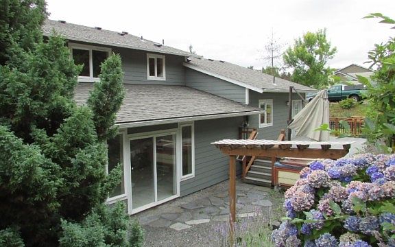 4th image of 2710 Larkspur Dr