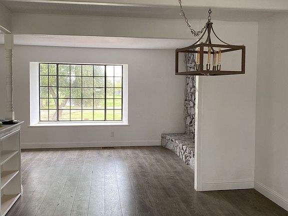 3rd image of 7909 Carmencita Ave