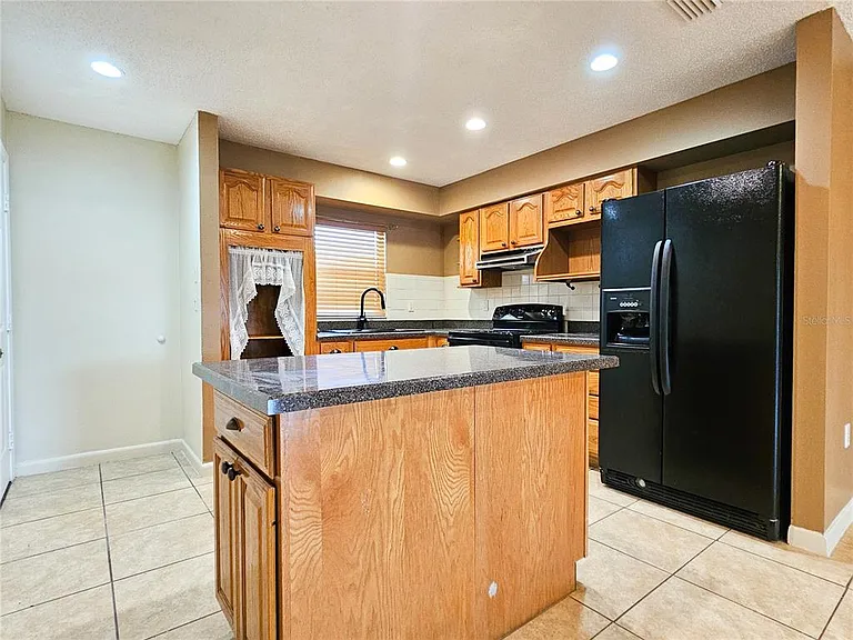 259 Village View Ln — Photo 3