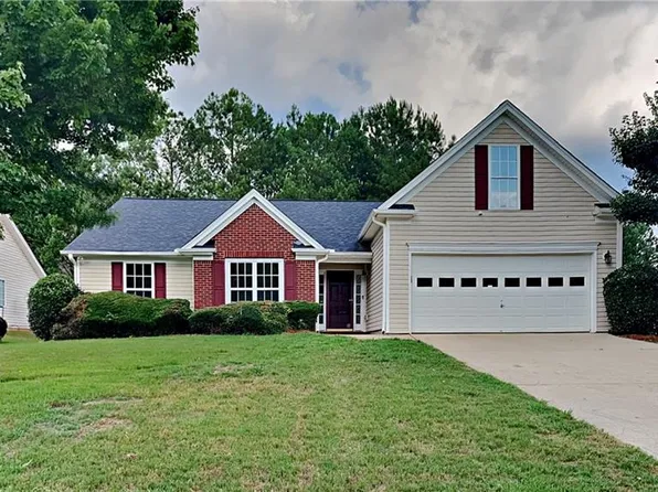 1295 Silverstone Trl, Jonesboro, GA 30238