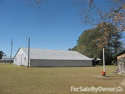 Detached Shop/storage 4,608 sq ft