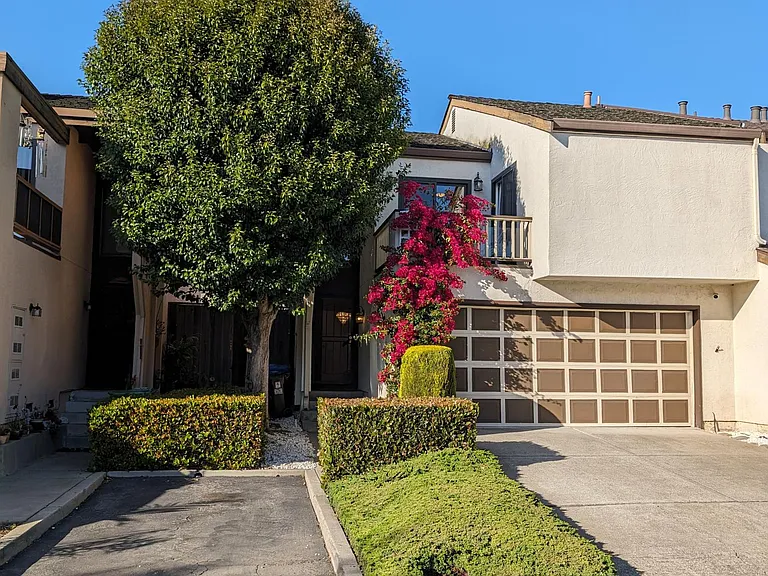 39632 Embarcadero Ter — Photo 1
