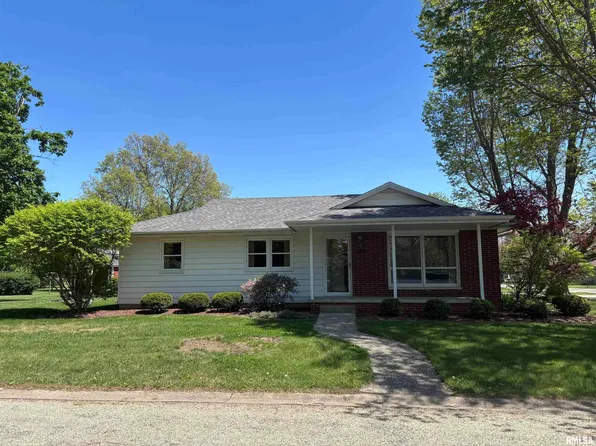 100 Kennedy Ct, Wyoming, IL 61491