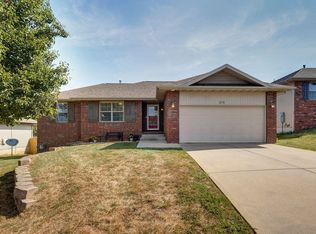 213 W Mazzy Dr, Springfield, MO 65803