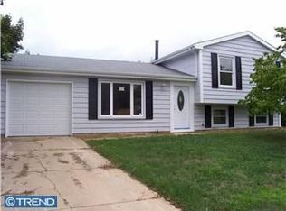 22 Jackson Ln, Sicklerville, NJ 08081