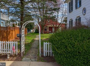 141 S Spruce St, Lititz, PA 17543