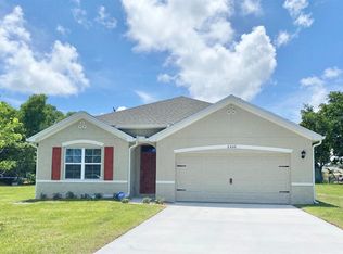2550 SE Rock Springs Dr, Port Saint Lucie, FL 34952