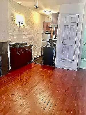 2nd image of 57 W 82nd St #Penthouse