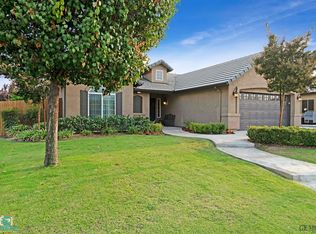 10201 Rio Del Mar Dr, Bakersfield, CA 93311