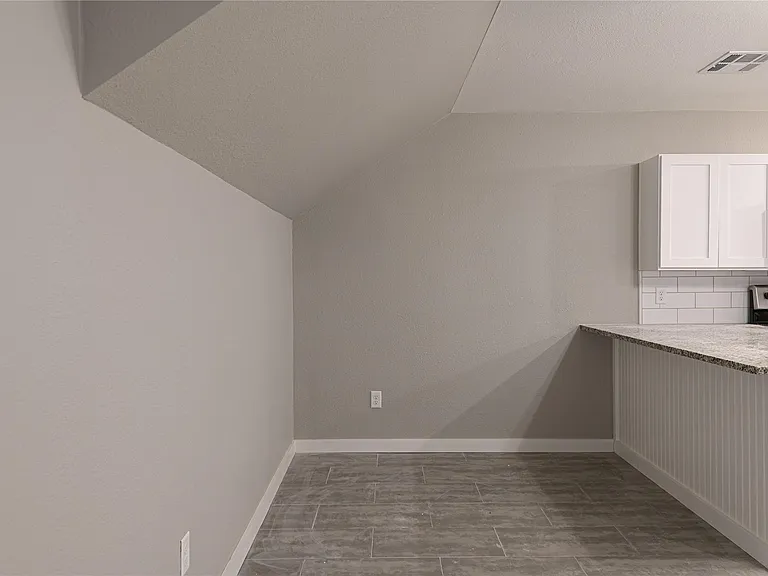519 Magnolia Point Dr #B — Photo 10
