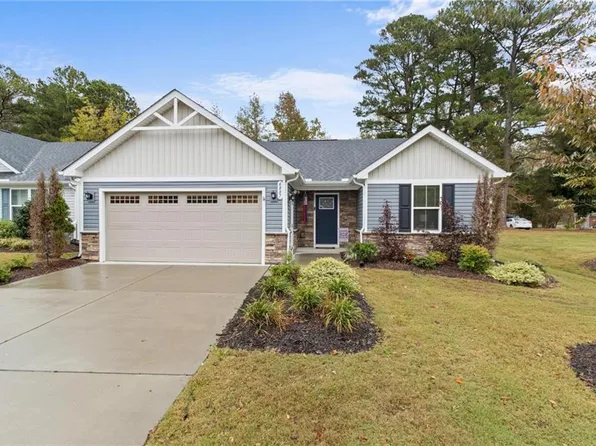 6887 Healy Ave, Gloucester, VA 23061