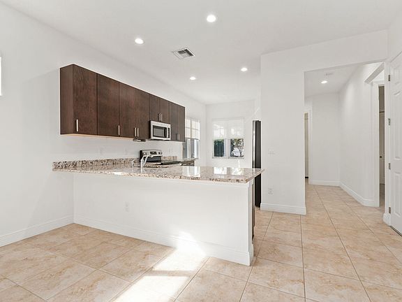 2nd image of 9189 SW Pepoli Way