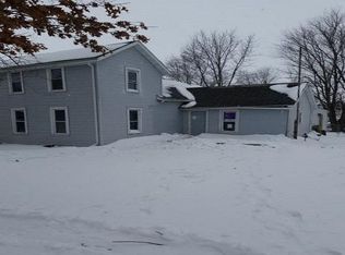 3005 W Main St, Edelstein, IL 61526