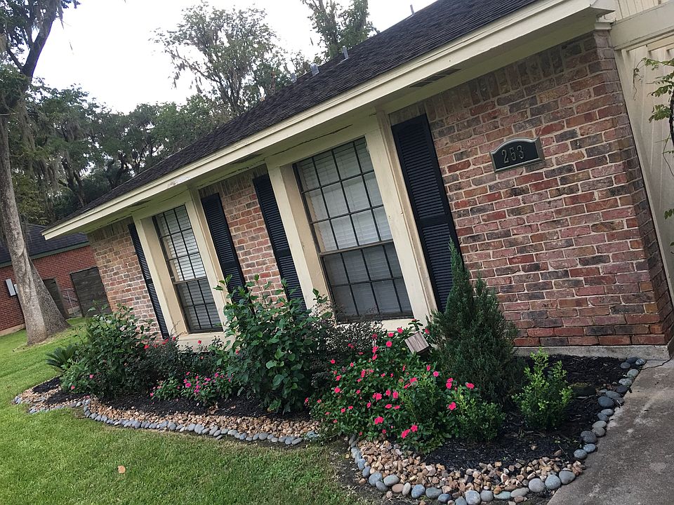 1st image of 253 Prescott Dr