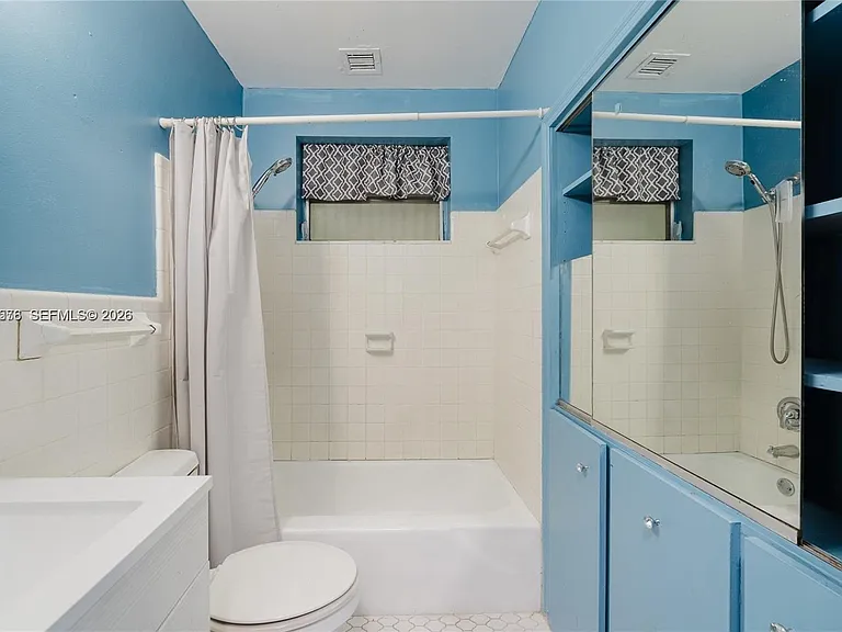 5737 Grant St #3 — Photo 46