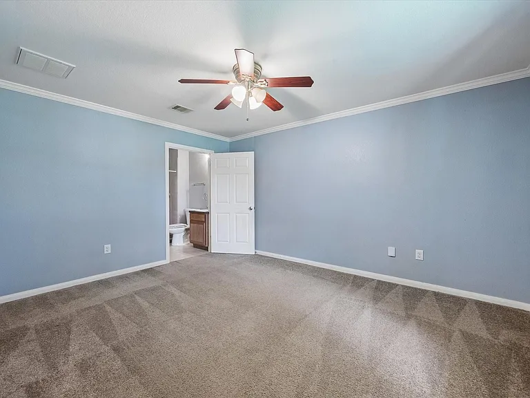 118 Tower Dr — Photo 8