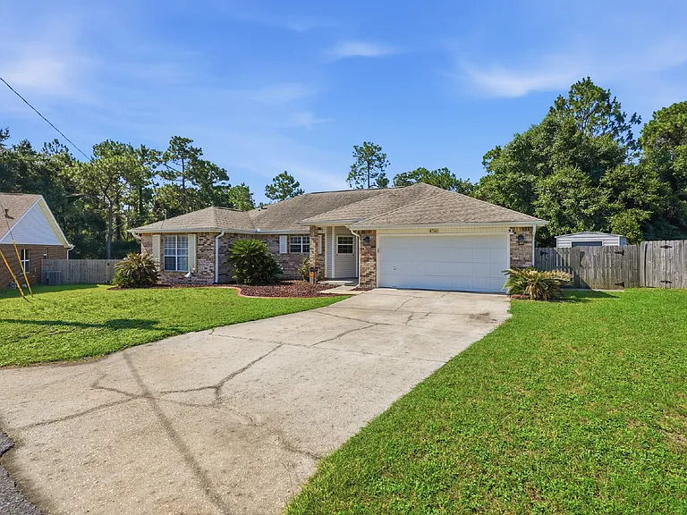 4761 Connor Dr — Photo 2