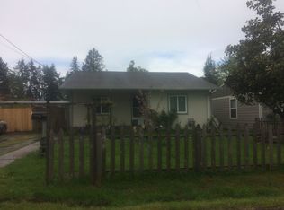 1107 S 11th Ave, Kelso, WA 98626