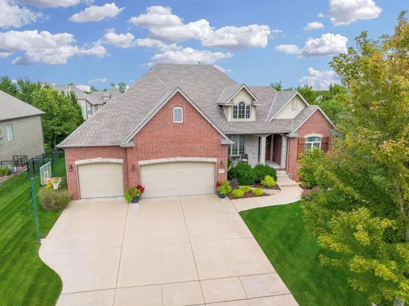 1520 N Ridgehurst St, Wichita, KS 67230